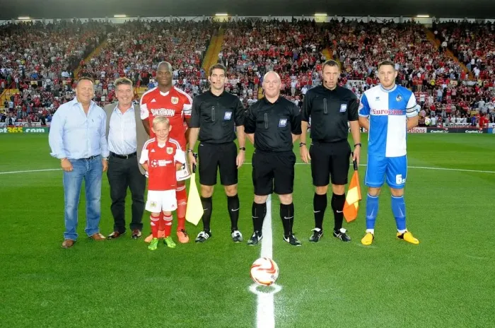 Framed Print : Bristol Derby: Mascots Face-Off at Ashton Gate (Bristol City vs. Bristol Rovers, Johnstone's Paint Trophy 1st Round) Framed Print : Bristol Derby: Mascots Face-Off at Ashton Gate (Bristol City vs. Bristol Rovers, Johnstone's Paint Trophy 1st Round)