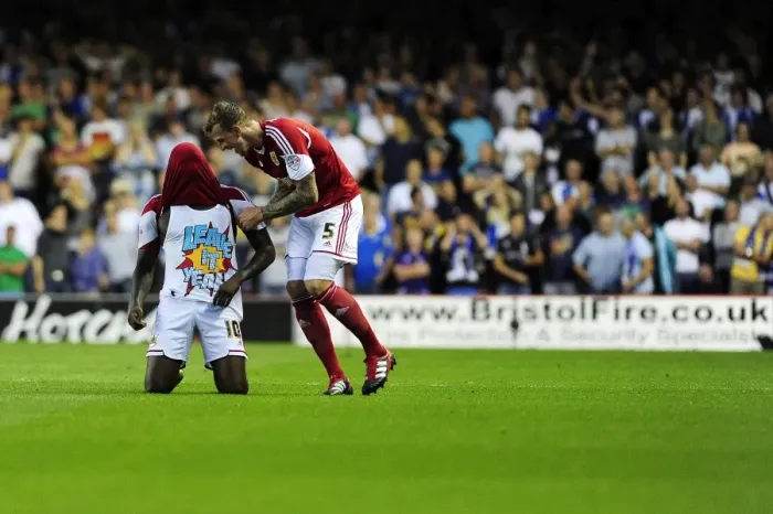 Framed Print : Bristol Derby Thrill: Jay Emmanuel-Thomas and Aden Flint's Euphoric Goal Celebration (Bristol City V Bristol Rovers, 04 / 09 / 2013)