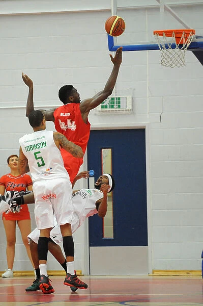 Bristol Flyers Alif Bland Scores Dramatic Basket in British Basketball Cup Match Against Plymouth Raiders