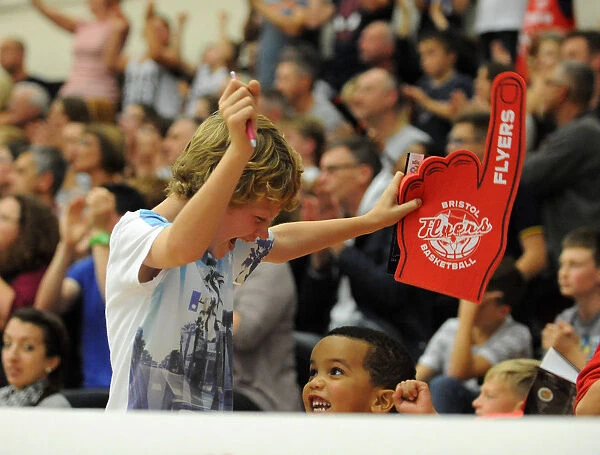 Bristol Flyers Triumph in British Basketball Cup: A Night of Euphoria for Fans - Bristol Flyers vs. Plymouth Raiders