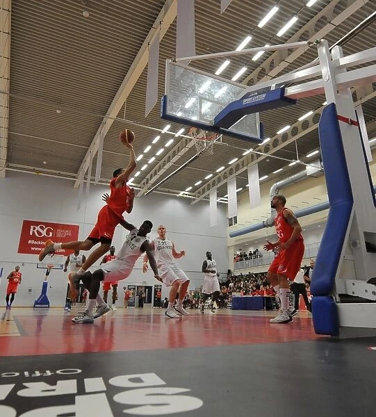 Bristol Flyers vs. Manchester Giants Showdown in British Basketball League at SGS Wise Campus