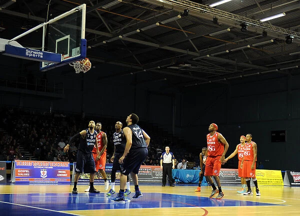 British Basketball League Cup: Flyers Stewart in Action against Worcester Wolves (31 / 10 / 2014)