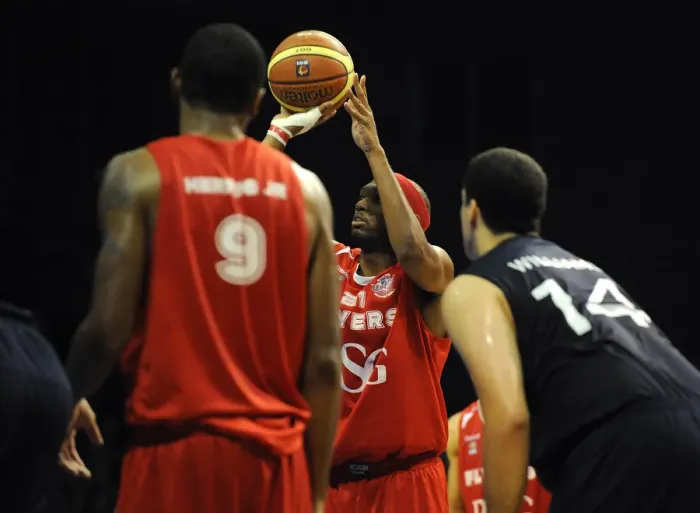 Framed Print : British Basketball League Cup: Stewart in Action - Worcester Wolves vs. Bristol Flyers Framed Print : British Basketball League Cup: Stewart in Action - Worcester Wolves vs. Bristol Flyers