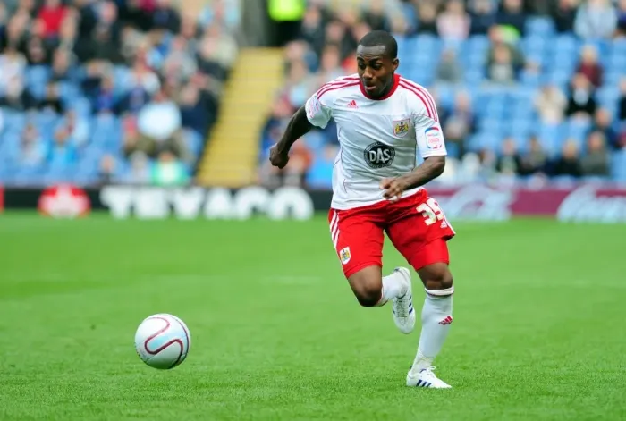 Framed Print : Burnley vs. Bristol City: Danny Rose in Action (Championship Clash, September 2010) Framed Print : Burnley vs. Bristol City: Danny Rose in Action (Championship Clash, September 2010)