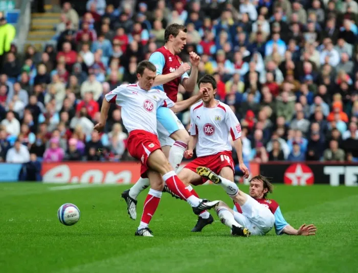 Framed Print : Burnley vs. Bristol City: A Football Rivalry - Season 08-09 Framed Print : Burnley vs. Bristol City: A Football Rivalry - Season 08-09
