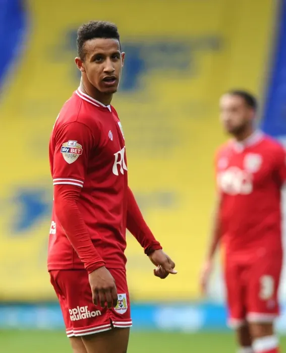 Framed Print : Callum Robinson in Action: Birmingham City vs. Bristol City, Sky Bet Championship (September 12, 2015) Framed Print : Callum Robinson in Action: Birmingham City vs. Bristol City, Sky Bet Championship (September 12, 2015)