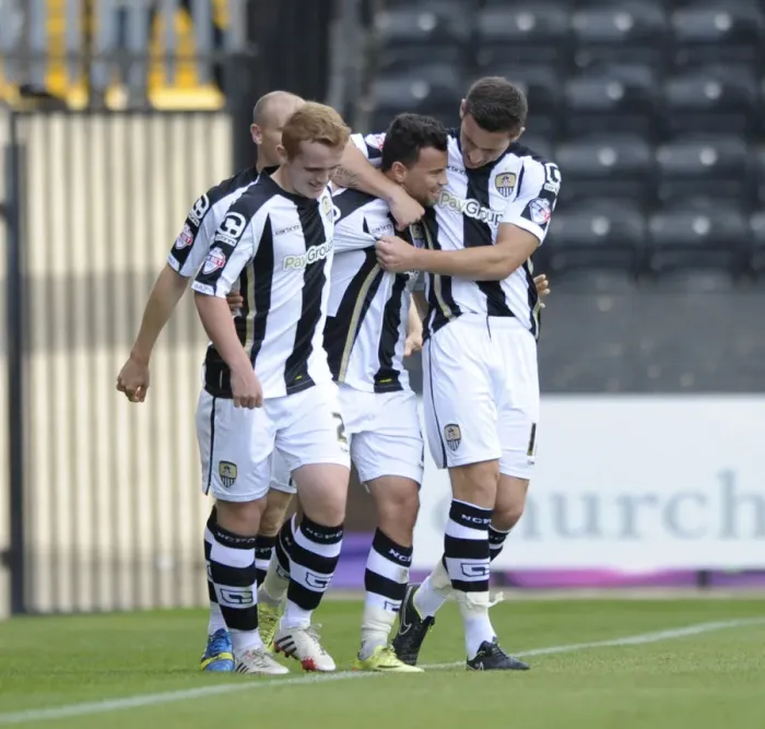 Framed Print : Celebrating the Goal: Notts County vs. Bristol City, League One, 2014 Framed Print : Celebrating the Goal: Notts County vs. Bristol City, League One, 2014