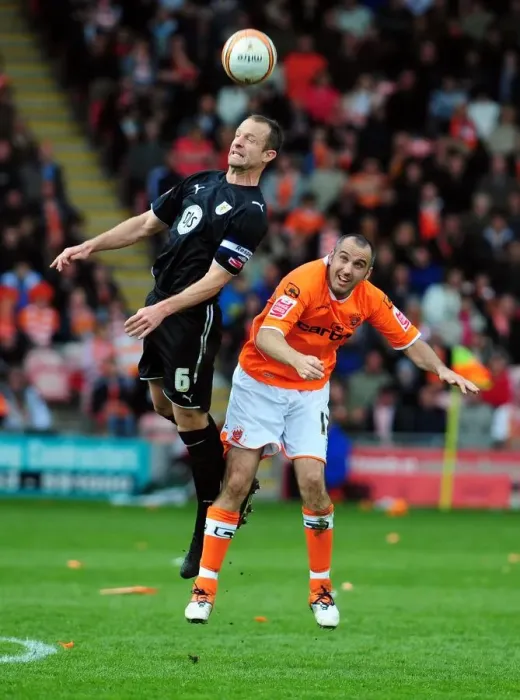 Framed Print : Challenge for Supremacy: Carey vs. Taylor-Fletcher in the Championship Clash between Blackpool and Bristol City (02 / 05 / 2010)