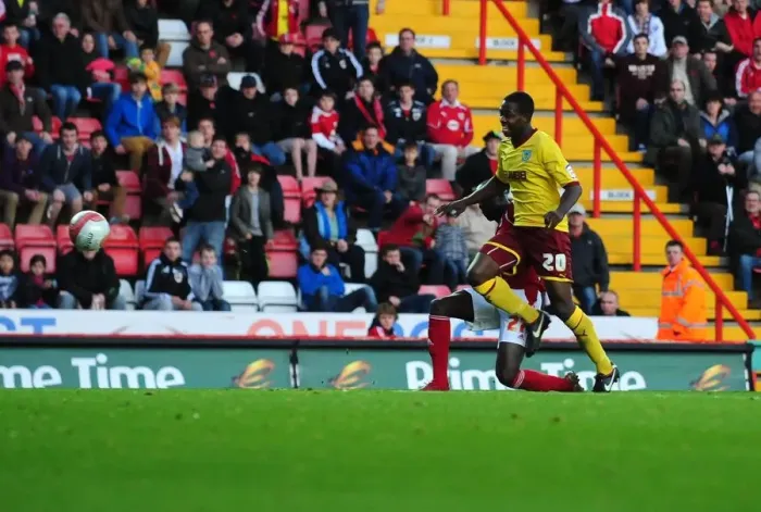 Framed Print : Championship Championship: Albert Adomah's Last-Minute Winner for Bristol City vs. Burnley (05 / 11 / 2011) Framed Print : Championship Championship: Albert Adomah's Last-Minute Winner for Bristol City vs. Burnley (05 / 11 / 2011)