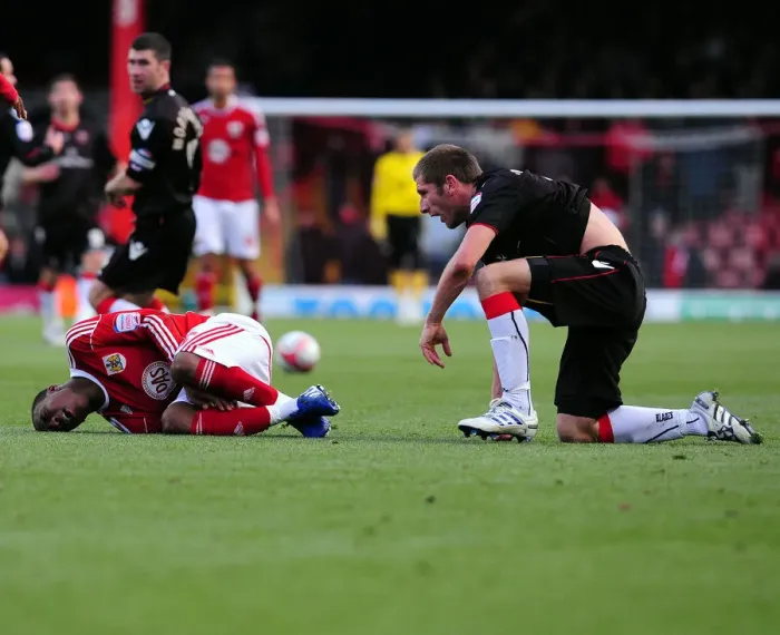 Framed Print : Championship Clash: Danny Rose Fouled by Richard Cresswell - Bristol City vs Sheffield United, 2010
