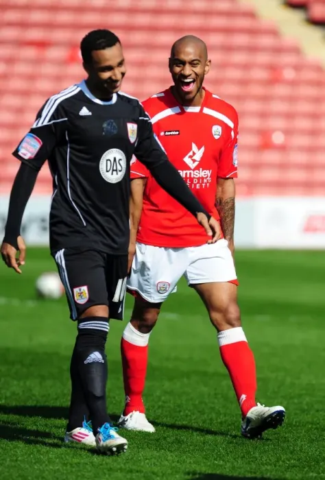Framed Print : Championship Showdown: Barnsley vs. Bristol City - April 9, 2011 (Oakwell Stadium) Framed Print : Championship Showdown: Barnsley vs. Bristol City - April 9, 2011 (Oakwell Stadium)