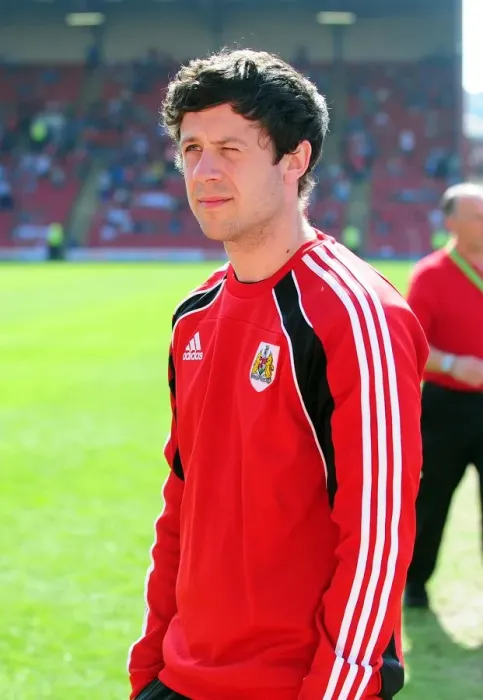 Framed Print : Championship Showdown: Barnsley vs. Bristol City at Oakwell Stadium - 09 / 04 / 2011