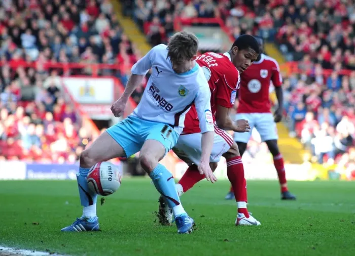 Framed Print : Championship Showdown: Bristol City vs Burnley - March 19, 2011 (Ashton Gate Stadium) Framed Print : Championship Showdown: Bristol City vs Burnley - March 19, 2011 (Ashton Gate Stadium)