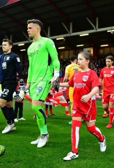 Framed Print : Championship Showdown: Bristol City vs Preston North End at Ashton Gate - December 2016 Framed Print : Championship Showdown: Bristol City vs Preston North End at Ashton Gate - December 2016
