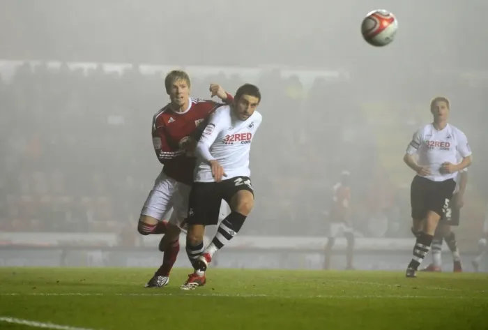 Framed Print : Championship Showdown: Bristol City vs Swansea City at Ashton Gate Stadium (01 / 02 / 2011) Framed Print : Championship Showdown: Bristol City vs Swansea City at Ashton Gate Stadium (01 / 02 / 2011)