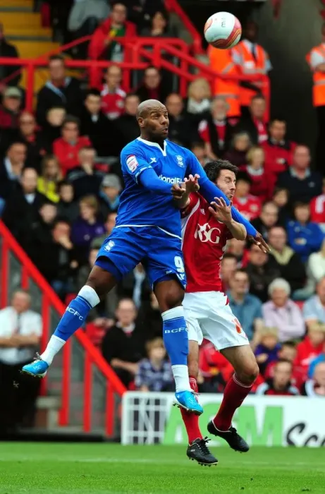 Framed Print : Championship Showdown: Marlon King vs Cole Skuse - Bristol City vs Birmingham City, October 2011 Framed Print : Championship Showdown: Marlon King vs Cole Skuse - Bristol City vs Birmingham City, October 2011