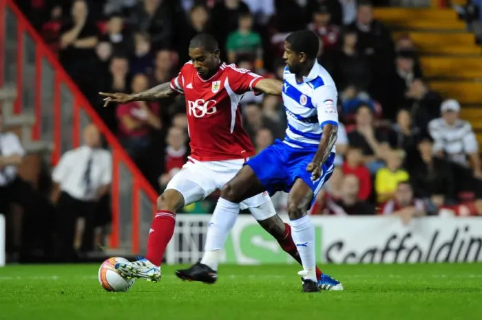 Framed Print : Championship Showdown: Marvin Elliott vs. Mikele Leigertwood - Bristol City vs. Reading, September 2011 Framed Print : Championship Showdown: Marvin Elliott vs. Mikele Leigertwood - Bristol City vs. Reading, September 2011