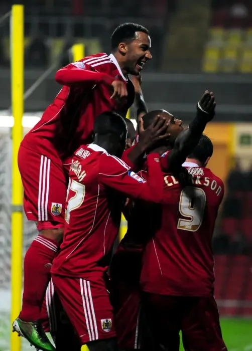 Framed Print : Championship Showdown: Marvin Elliott's Brace for Bristol City at Vicarage Road (2011) Framed Print : Championship Showdown: Marvin Elliott's Brace for Bristol City at Vicarage Road (2011)