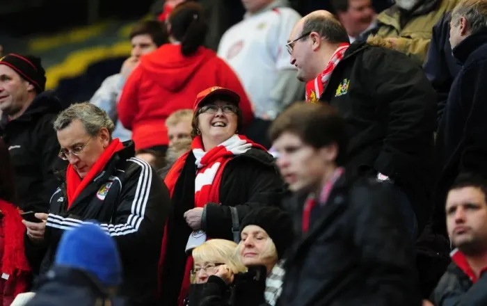 Framed Print : Championship Showdown: Passionate Bristol City Fans at Preston North End (05 / 02 / 2011)