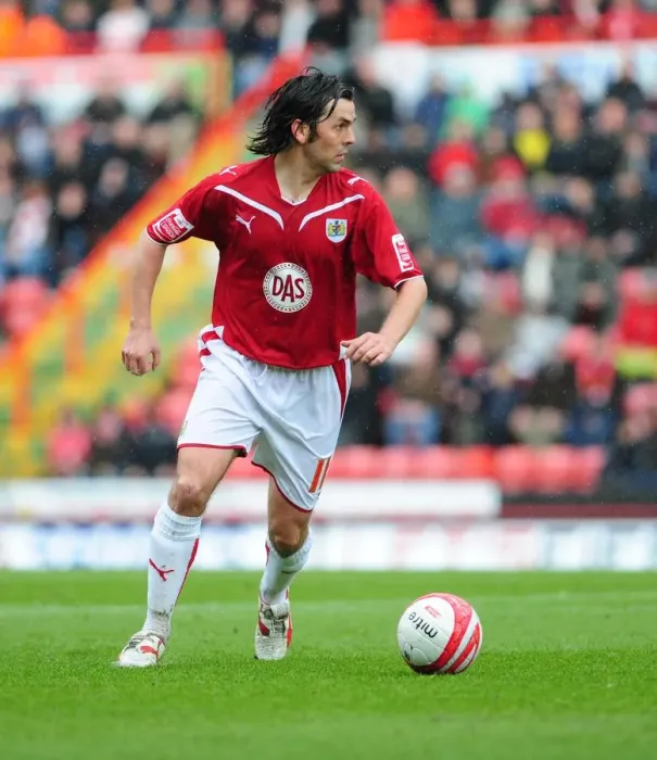Framed Print : Championship Showdown: Paul Hartley's Battle at Ashton Gate - Bristol City vs. Nottingham Forest, April 2010 Framed Print : Championship Showdown: Paul Hartley's Battle at Ashton Gate - Bristol City vs. Nottingham Forest, April 2010