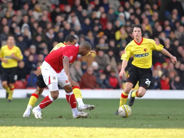 Framed Print : The Championship Showdown: A Titanic Battle between Watford and Bristol City (08-09) - Two Title Contenders Clash