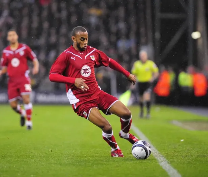 Framed Print : The Championship Showdown: West Brom vs. Bristol City - A Football Rivalry (Season 09-10)