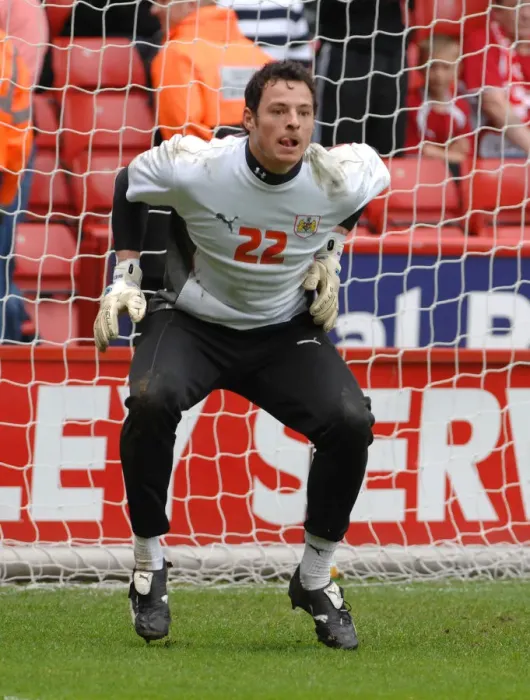Framed Print : Chris Weale in Action: Bristol City vs. Sheffield United