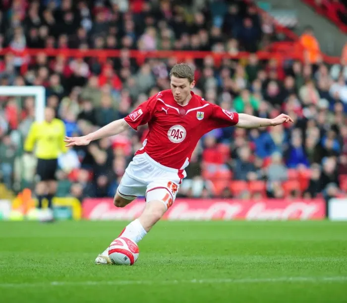 Framed Print : Christian Ribeiro at Ashton Gate: Bristol City vs Nottingham Forest (Championship Football Match, 03 / 04 / 2010)