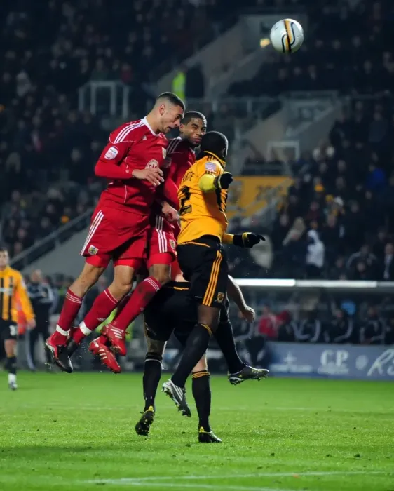 Framed Print : Clash in the Air: Caulker vs. Zayatte in Hull City vs. Bristol City Championship Match, 18 / 12 / 2010 Framed Print : Clash in the Air: Caulker vs. Zayatte in Hull City vs. Bristol City Championship Match, 18 / 12 / 2010