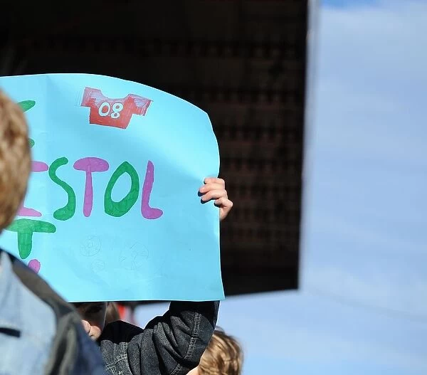 Clash at Ashton Gate: Bristol City vs Swindon Town - 15 March 2014