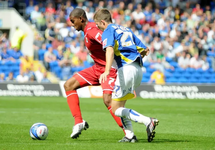 Framed Print : The Clash: Cardiff City vs. Bristol City - Season 09-10 Framed Print : The Clash: Cardiff City vs. Bristol City - Season 09-10