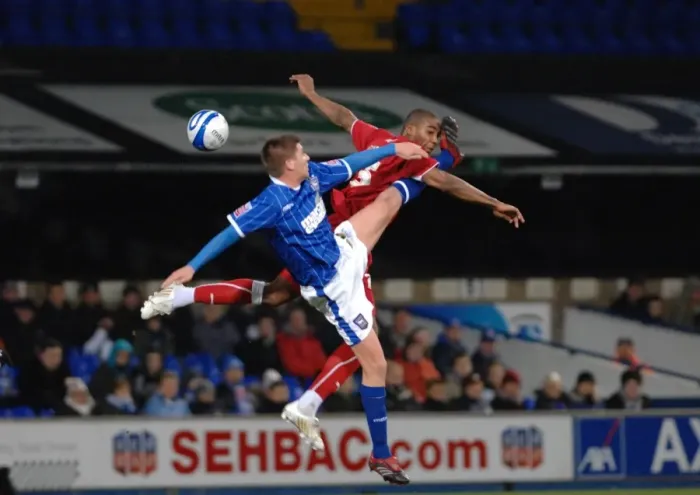Framed Print : Clash of Champions: Ipswich Town vs. Bristol City (Season 08-09)