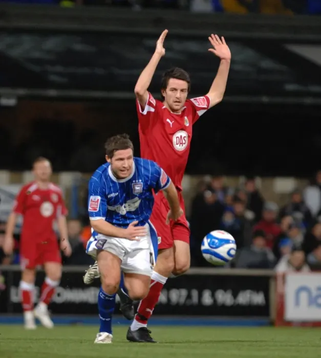 Framed Print : Clash of Champions: Ipswich Town vs. Bristol City (Season 08-09)