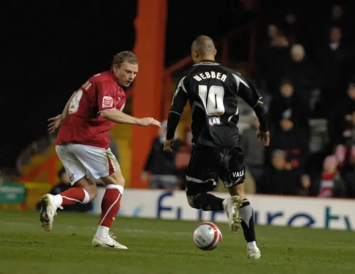 Framed Print : Clash of the Championship Contenders: Bristol City vs Sheffield United (08-09) Framed Print : Clash of the Championship Contenders: Bristol City vs Sheffield United (08-09)