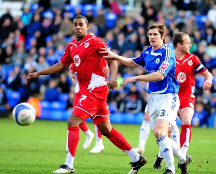 Framed Print : Clash in the Championship: Marvin Elliott vs. Josh Simpson, Peterborough v Bristol City, 2010
