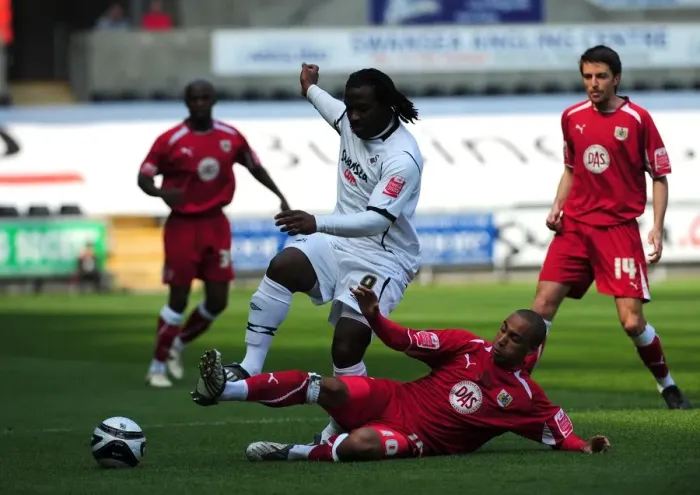 Framed Print : Clash of the City Rivals: Swansea vs. Bristol City (Season 08-09)