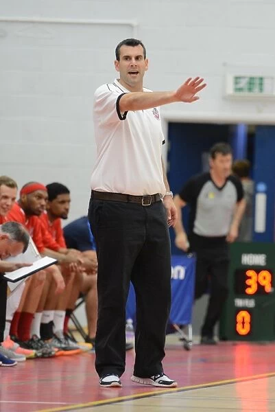 Clash on the Court: Bristol Flyers vs USA Select Team (11-09-2014)