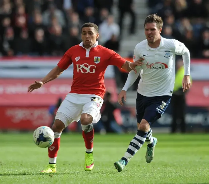 Framed Print : Clash at Deepdale: Tavernier vs. Laird