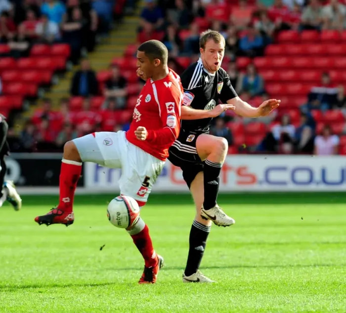 Framed Print : Clash at Oakwell: David Clarkson vs. Nathan Doyle - Bristol City vs. Barnsley, Championship 2011