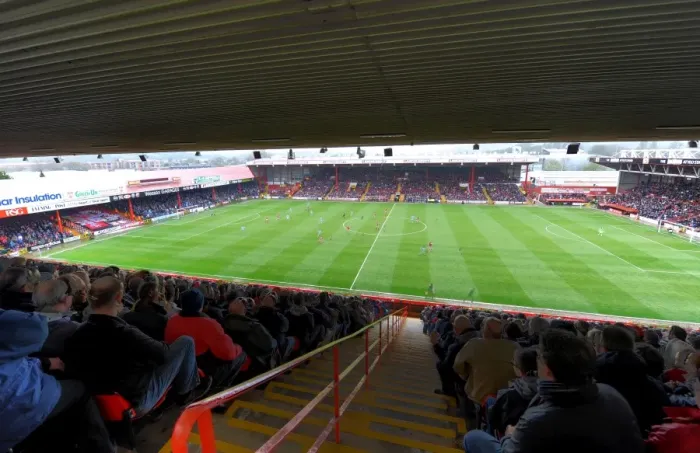 Framed Print : The Clash of the Robins and Sky Blues: Bristol City vs Coventry City - Season 11-12
