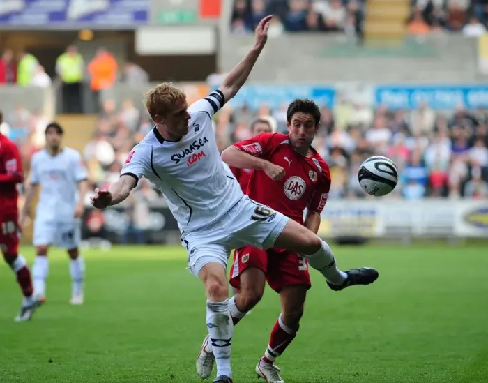 Framed Print : The Clash of the South Wales Rivals: Swansea vs. Bristol City - Season 08-09 Football Championship