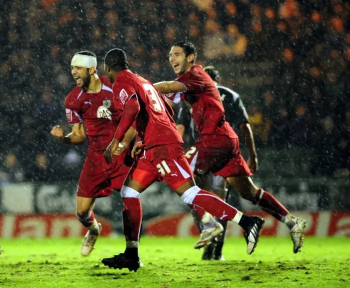 Framed Print : The Clash of South West Giants: Plymouth Argyle vs. Bristol City - Season 08-09