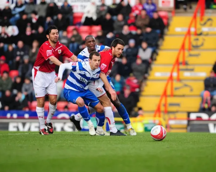 Framed Print : Clash of Talents: Bristol City vs. Reading, 09-10 Season Framed Print : Clash of Talents: Bristol City vs. Reading, 09-10 Season