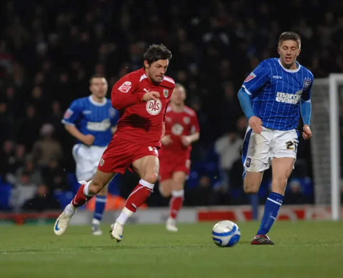 Framed Print : Clash of Titans: Ipswich Town vs. Bristol City (Season 08-09)