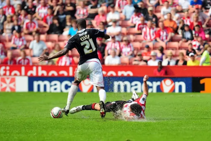 Framed Print : Clash of Titans: Shane Longry vs. Kalifa Cisse - Sheffield United vs. Bristol City Championship Showdown, 23rd April 2011 Framed Print : Clash of Titans: Shane Longry vs. Kalifa Cisse - Sheffield United vs. Bristol City Championship Showdown, 23rd April 2011