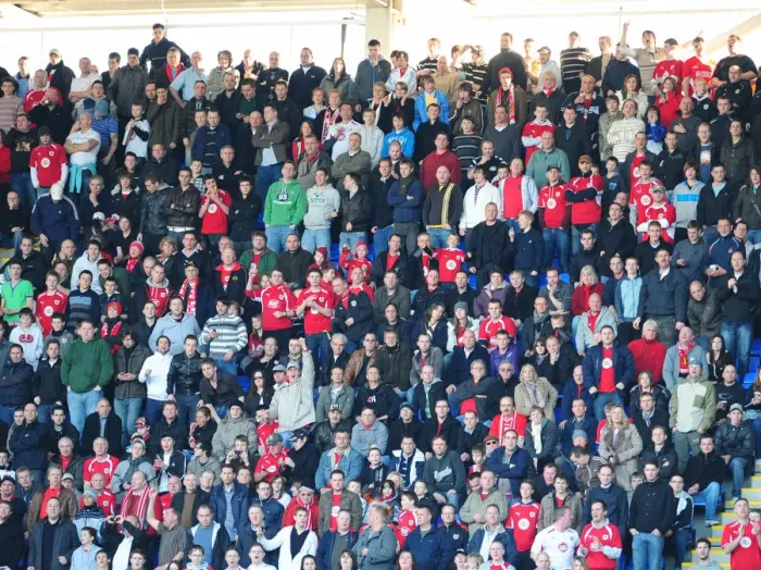 Framed Print : The Clash of the West: Reading vs. Bristol City - Football Rivalry (08-09 Season)