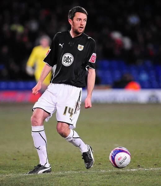 Cole Skuse in Action: Bristol City vs. Crystal Palace, Championship Clash (09 / 03 / 2010)
