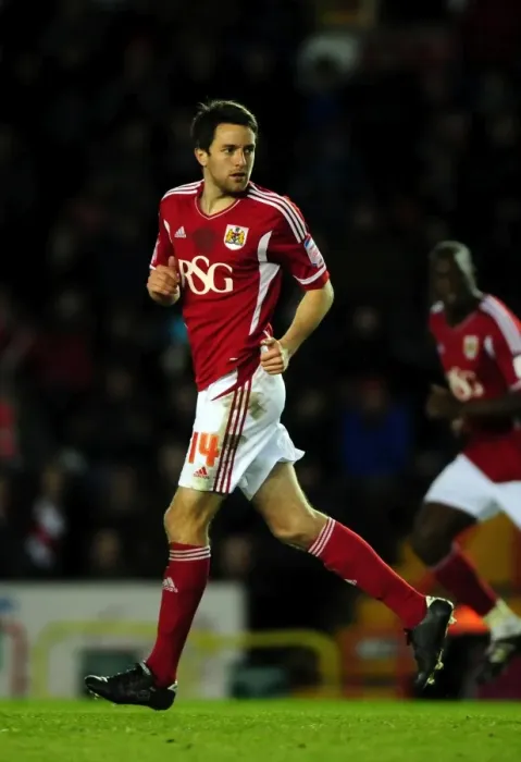 Framed Print : Cole Skuse in Action: Bristol City vs. West Ham United, Ashton Gate Stadium, 2012 Framed Print : Cole Skuse in Action: Bristol City vs. West Ham United, Ashton Gate Stadium, 2012
