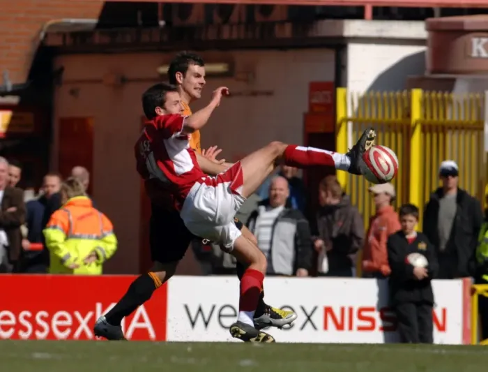 Framed Print : Cole Skuse in Action: Bristol City vs. Wolverhampton Wanderers Framed Print : Cole Skuse in Action: Bristol City vs. Wolverhampton Wanderers