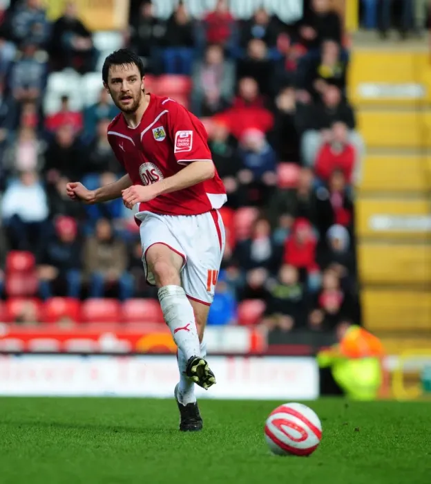 Framed Print : Cole Skuse in Action: Bristol City vs Nottingham Forest, 2010 Championship Match at Ashton Gate Stadium Framed Print : Cole Skuse in Action: Bristol City vs Nottingham Forest, 2010 Championship Match at Ashton Gate Stadium